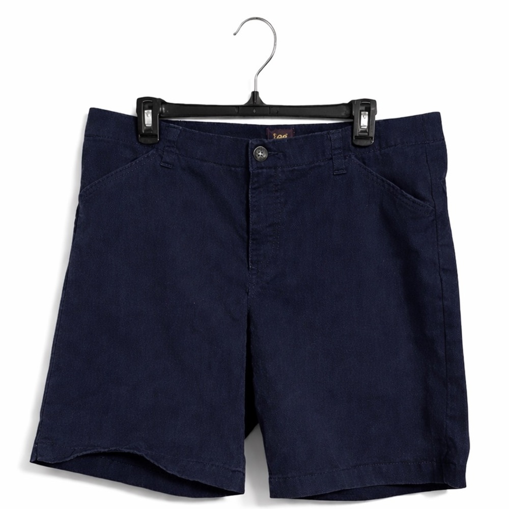 Lee Women’s Navy Blue Shorts Size 16 Flat Front Classic Fit 8” Inseam
